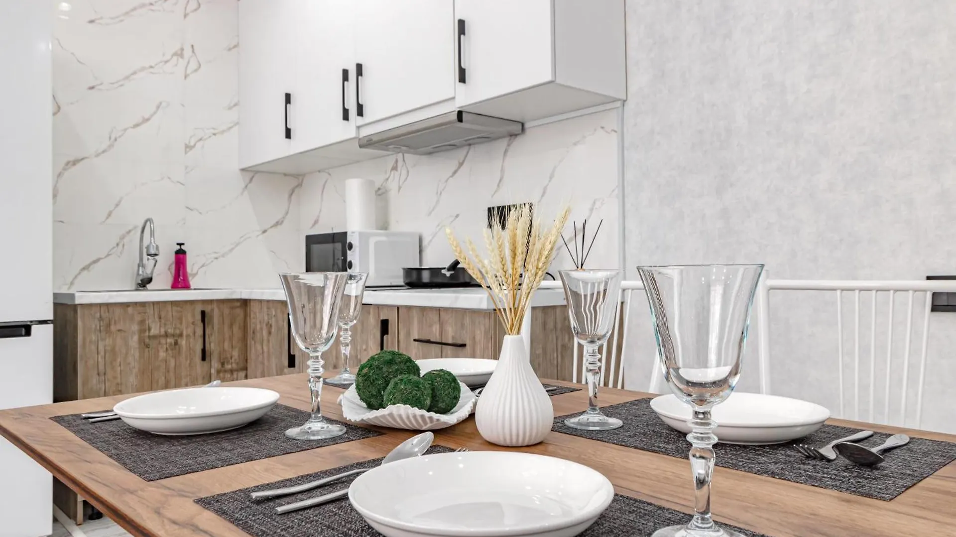 Buqar Jyray Exclusive-1, Блок С Apartment Nur-Sultan  0*, Nur-Sultan (Astana)